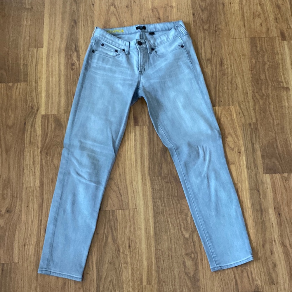 JCrew Factory toothpick jeans in a light gray